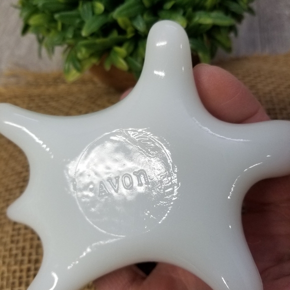 Vintage Milk Glass Turtle Trinket Dish - Picture 6 of 8